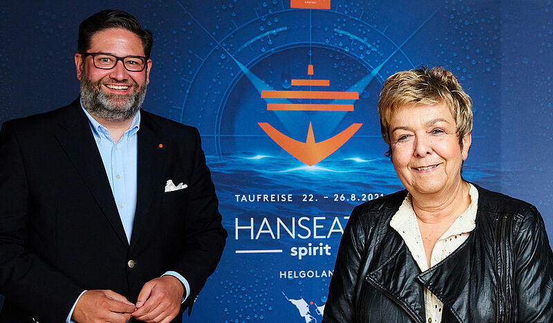 CEO Julian Pfitzner übergibt das Ruder an die langjährige Reederei-Mitarbeiterin Isolde Susset